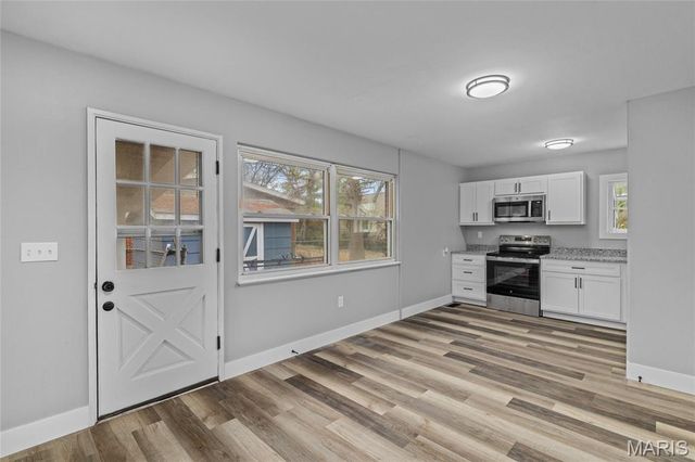 1025 Belmont Terrace, Florissant, MO 63033