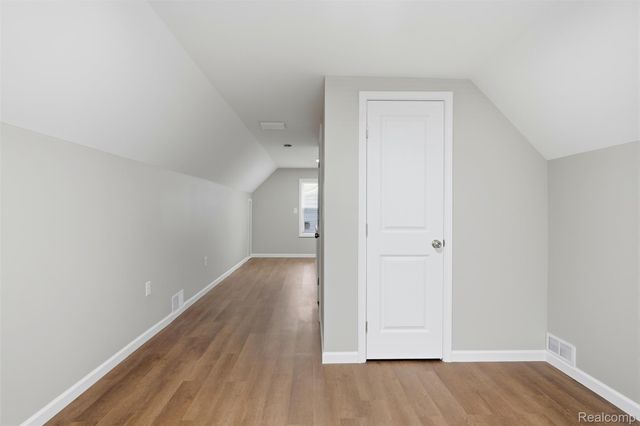 3050 Catalpa Drive, Berkley, MI 48072