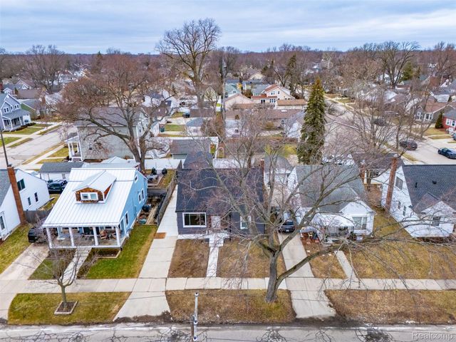 3050 Catalpa Drive, Berkley, MI 48072