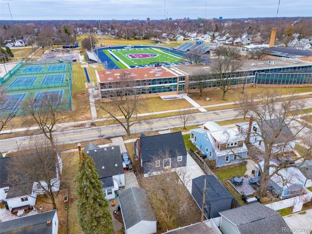 3050 Catalpa Drive, Berkley, MI 48072