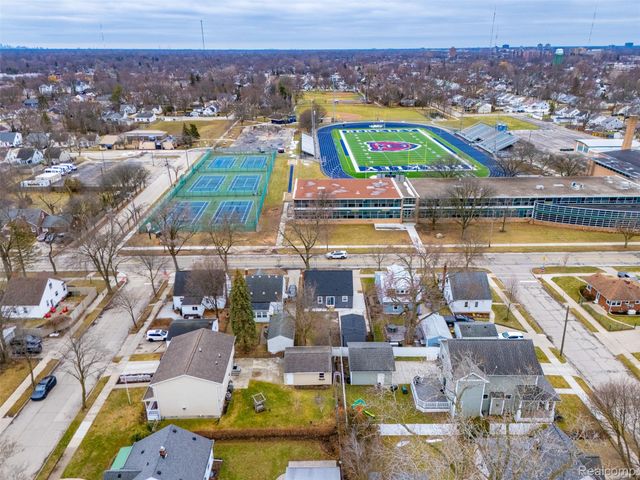 3050 Catalpa Drive, Berkley, MI 48072