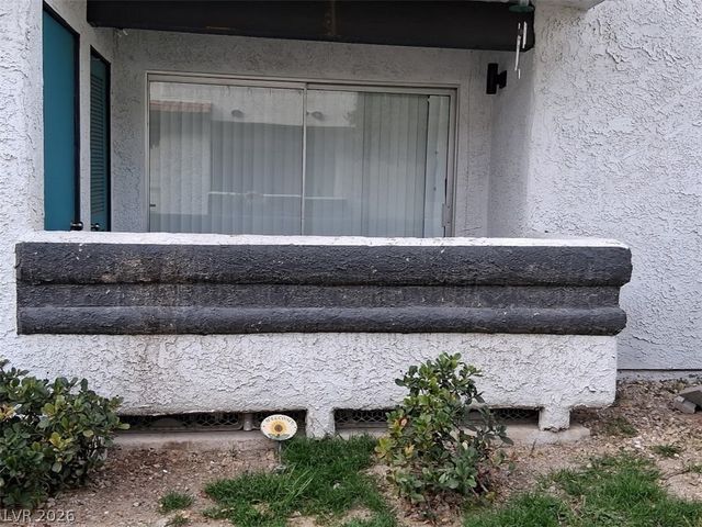 1455 East Katie Avenue F12, Las Vegas, NV 89119