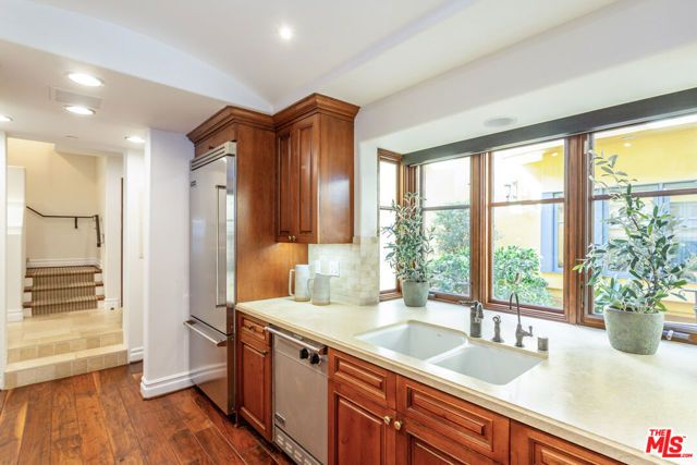 849 14th Street 4, Santa Monica, CA 90403