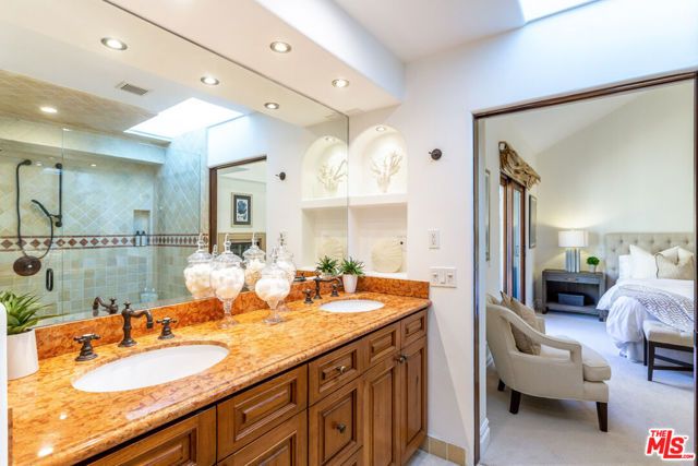 849 14th Street 4, Santa Monica, CA 90403