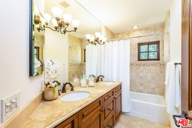 849 14th Street 4, Santa Monica, CA 90403