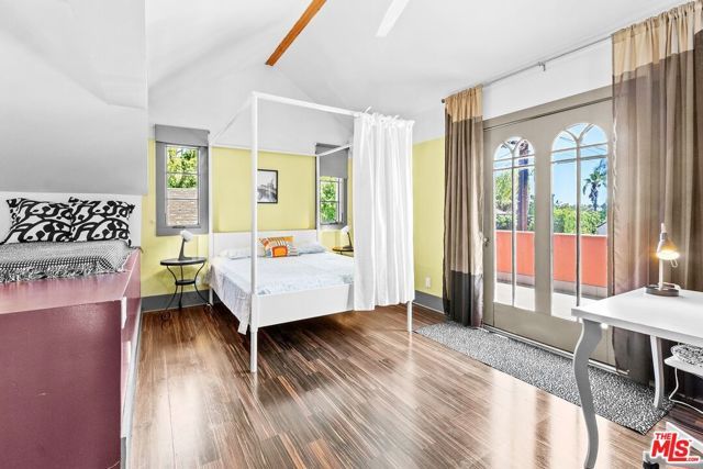 100 N Arden Boulevard, Los Angeles, CA 90004