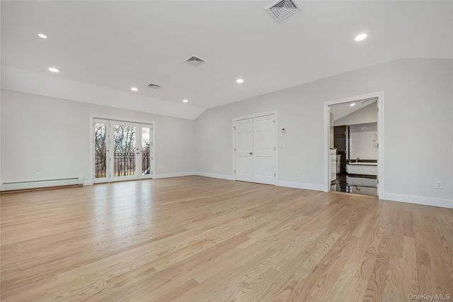 20 Rolling Drive, Brookville, NY 11545