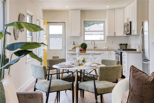 2141 N Evergreen Street, Burbank, CA 91505
