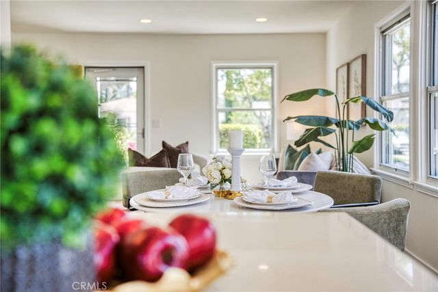 2141 N Evergreen Street, Burbank, CA 91505