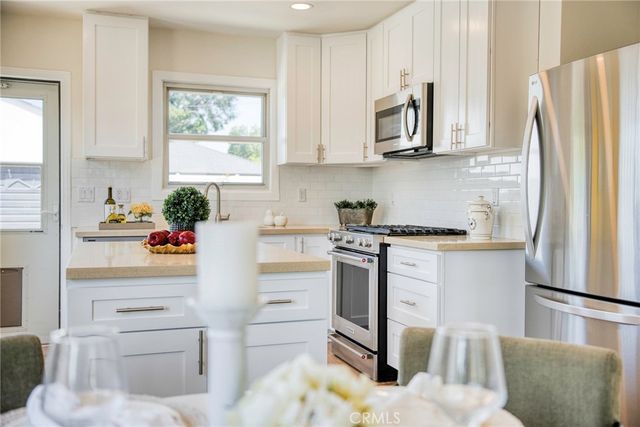 2141 N Evergreen Street, Burbank, CA 91505