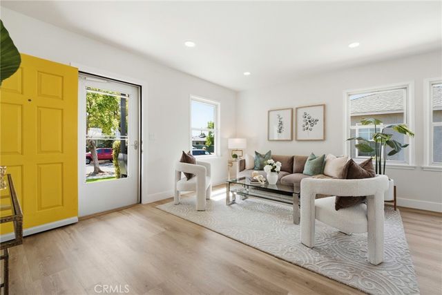 2141 N Evergreen Street, Burbank, CA 91505