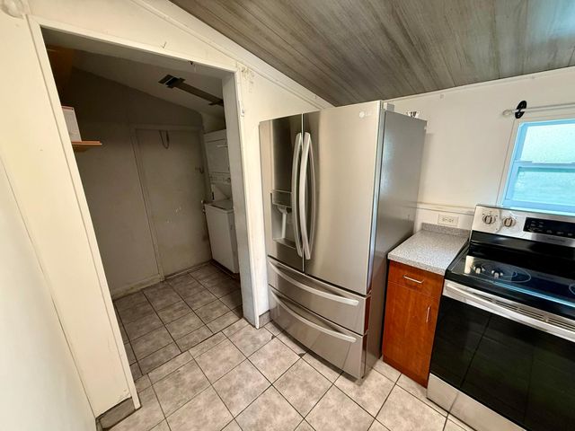 1980 SW 66TH Avenue, North Lauderdale, FL 33068