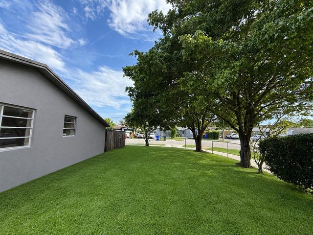 1980 SW 66TH Avenue, North Lauderdale, FL 33068