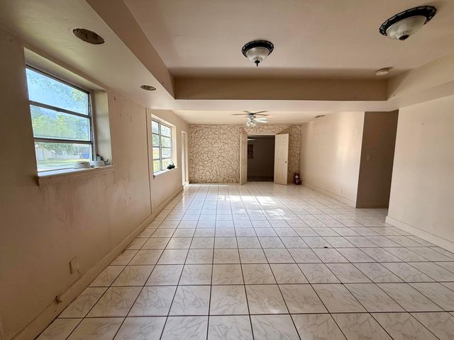 1980 SW 66TH Avenue, North Lauderdale, FL 33068
