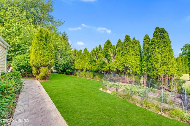 4 Talbot Road, Marlboro, NJ 07746