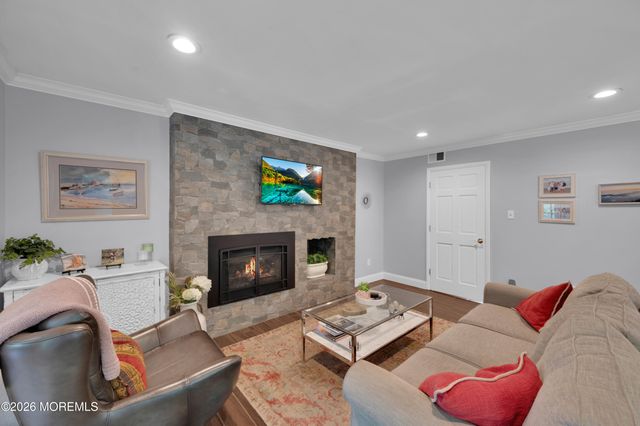 4 Talbot Road, Marlboro, NJ 07746