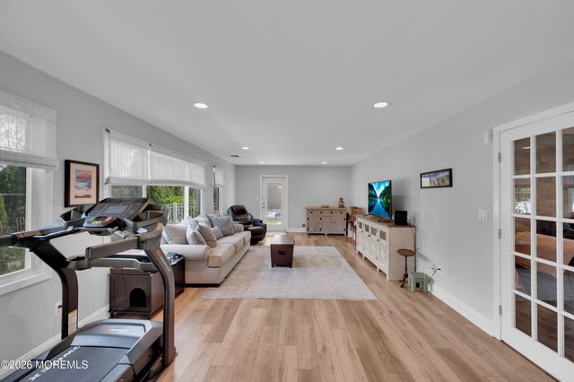 4 Talbot Road, Marlboro, NJ 07746
