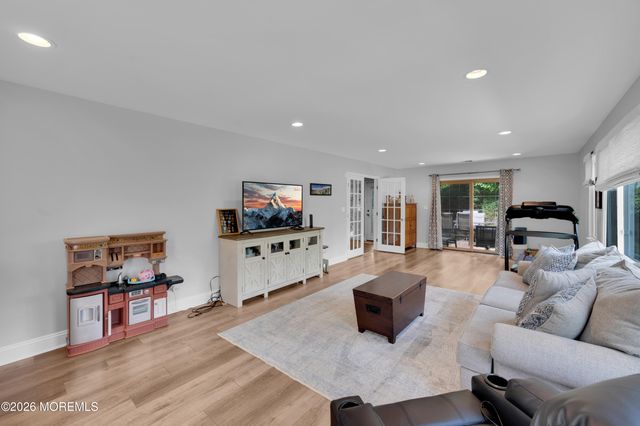 4 Talbot Road, Marlboro, NJ 07746