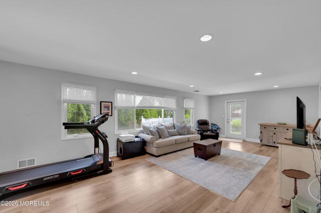 4 Talbot Road, Marlboro, NJ 07746