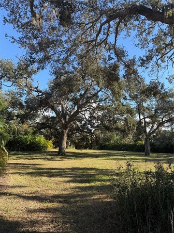 841 INDIAN ROCKS ROAD, Belleair, FL 33756