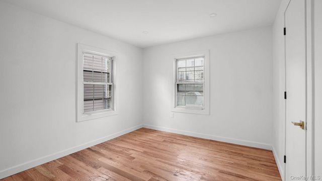 219 E 238th Street, Bronx, NY 10470