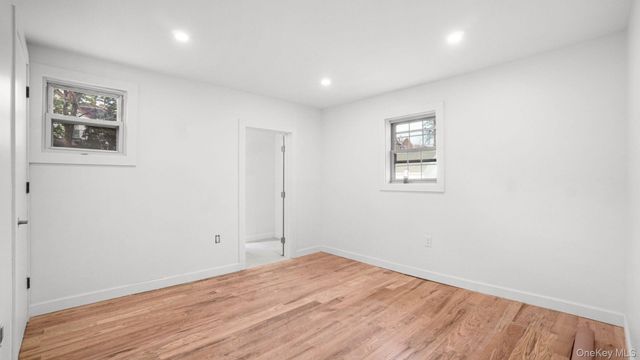 219 E 238th Street, Bronx, NY 10470