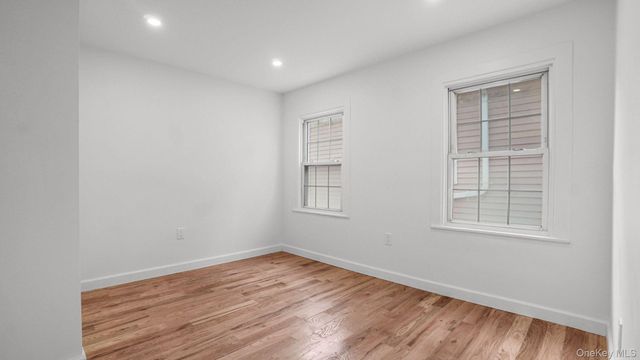 219 E 238th Street, Bronx, NY 10470