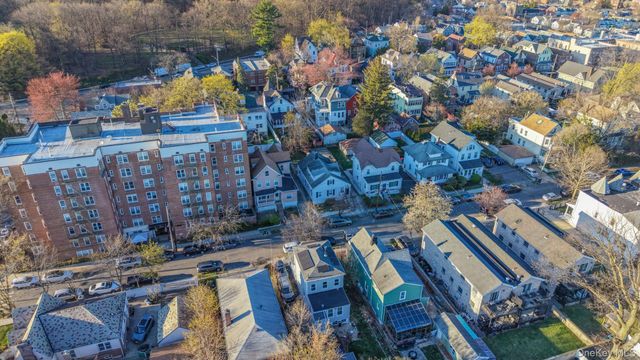 219 E 238th Street, Bronx, NY 10470
