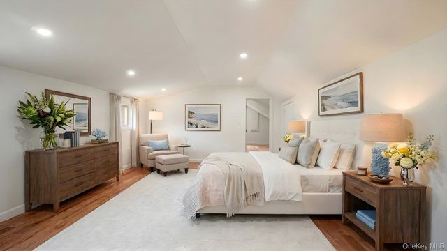 219 E 238th Street, Bronx, NY 10470