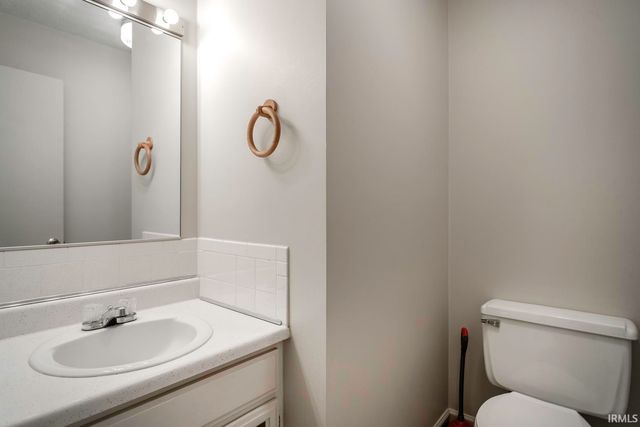 823 825 Woodmere Drive, Lafayette, IN 47905