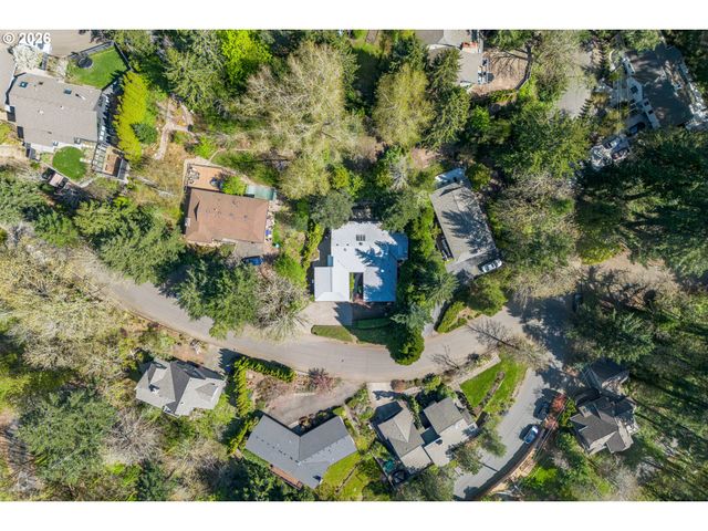 214 Nw SEBLAR Dr, Portland, OR 97035