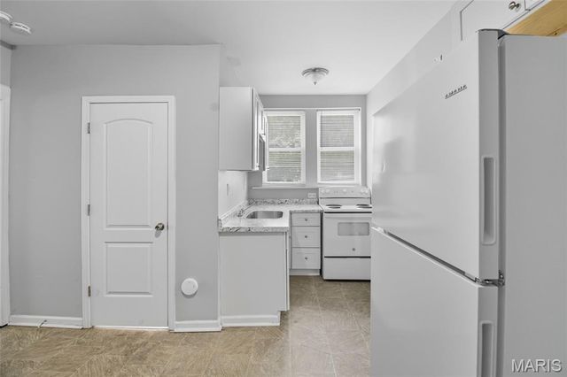 4403 Pennsylvania Avenue, St Louis, MO 63111