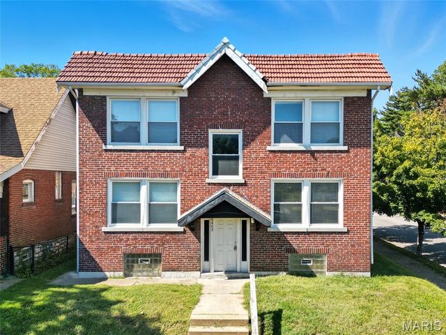 4403 Pennsylvania Avenue, St Louis, MO 63111