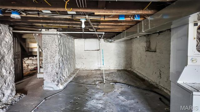 4403 Pennsylvania Avenue, St Louis, MO 63111