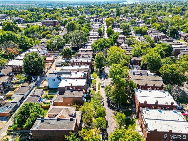 4403 Pennsylvania Avenue, St Louis, MO 63111