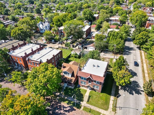 4403 Pennsylvania Avenue, St Louis, MO 63111