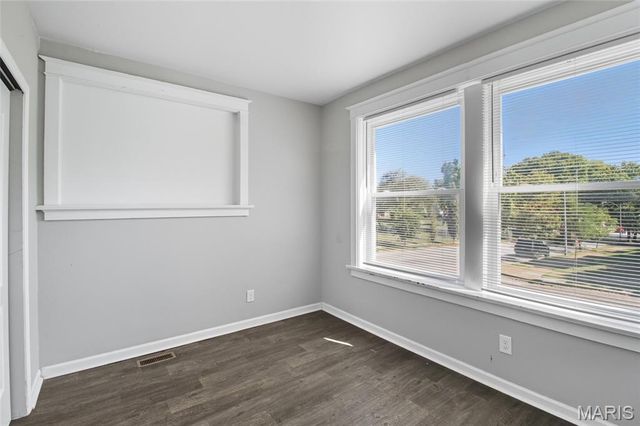 4403 Pennsylvania Avenue, St Louis, MO 63111