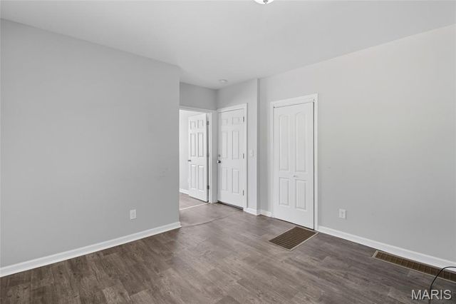 4403 Pennsylvania Avenue, St Louis, MO 63111