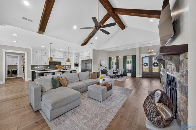 23112 Sawgrass Drive, Athens, AL 35613