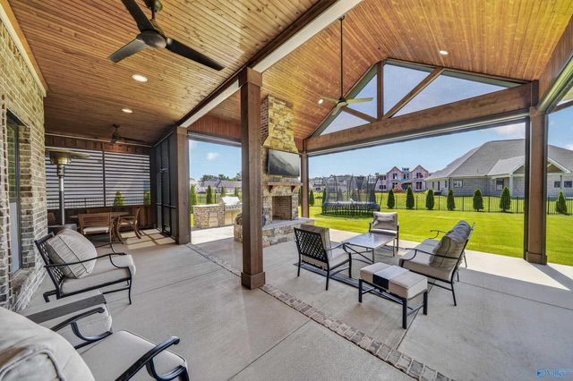 23112 Sawgrass Drive, Athens, AL 35613