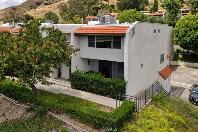 9560 Via Bernardo, Burbank, CA 91504