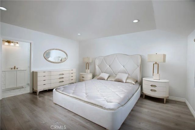 9560 Via Bernardo, Burbank, CA 91504
