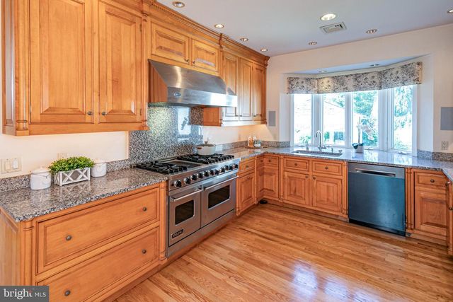 99 RIDGEVIEW RD, Princeton, NJ 08540