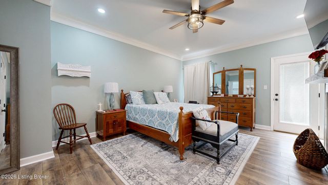122 Sunset Dr, La Grange, KY 40031