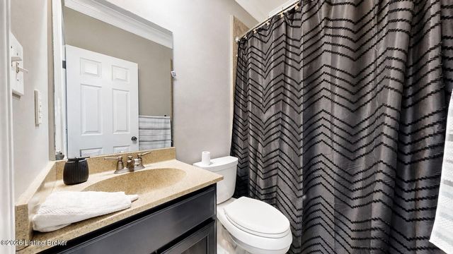 122 Sunset Dr, La Grange, KY 40031