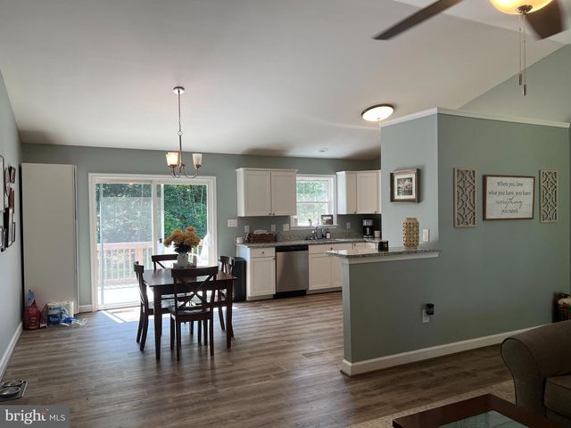 346 BROOKS DR, Colonial Beach, VA 22443
