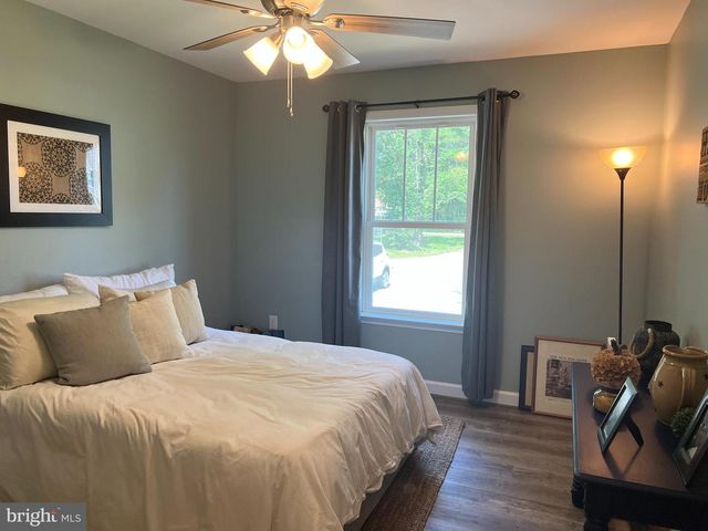 346 BROOKS DR, Colonial Beach, VA 22443