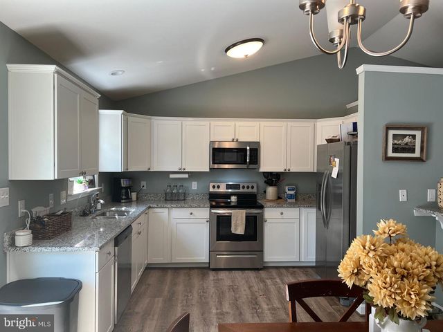 346 BROOKS DR, Colonial Beach, VA 22443