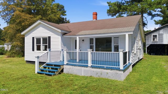 2695 Lizzie Mill Road, Selma, NC 27576