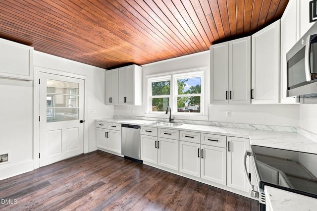2695 Lizzie Mill Road, Selma, NC 27576